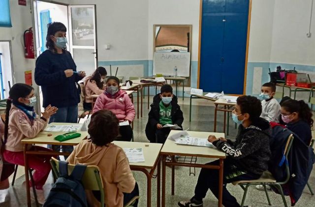 Compensa, atención a menores en contextos vulnerables